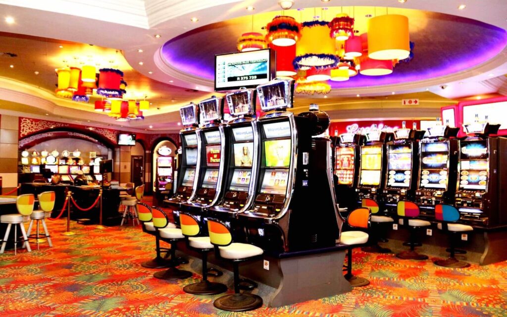 Casinos Online: ¿Cómo elegir la mejor máquina tragamonedas para jugar?